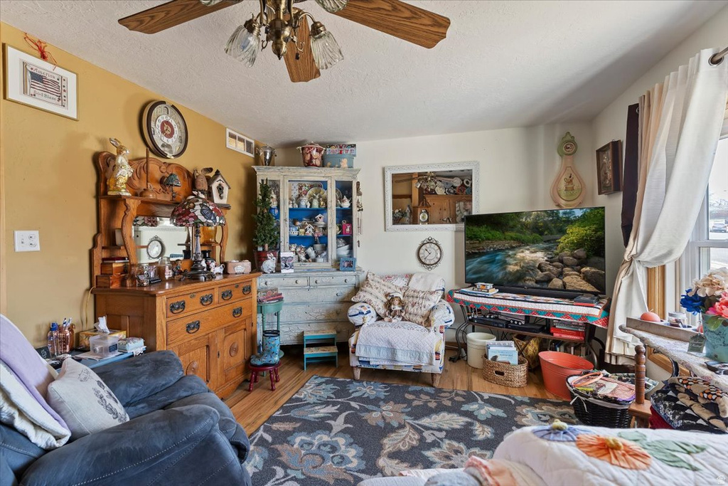 224 W 4600 S Washington Terrace, UT 84405