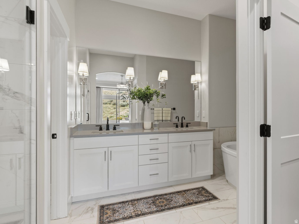 4584 N LA RINGHIERA DR Lehi, UT 84048