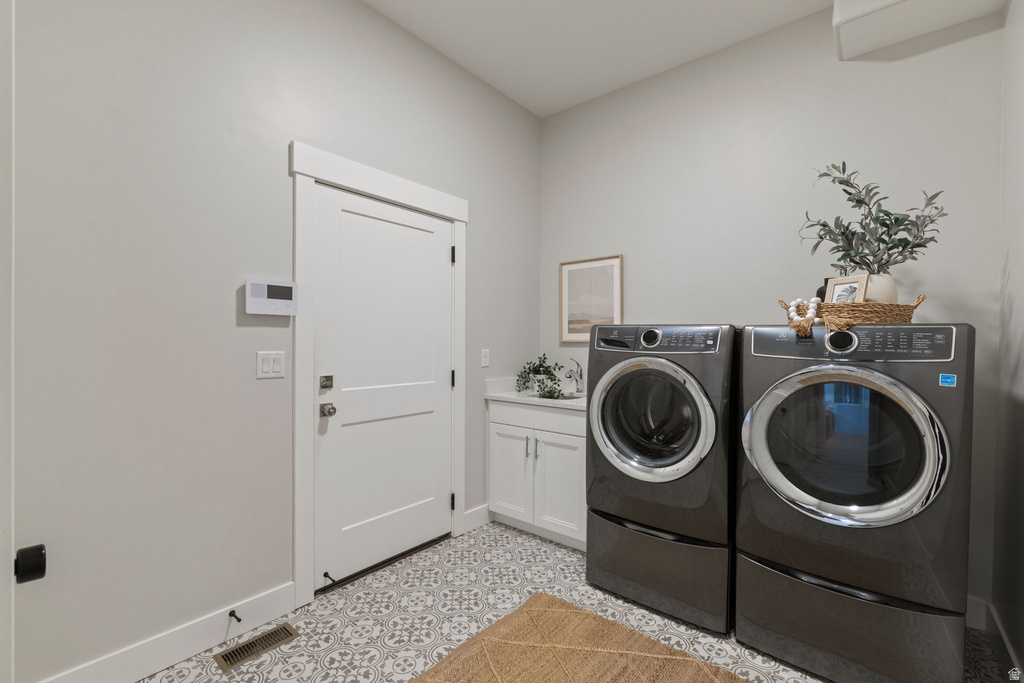 4584 N LA RINGHIERA DR Lehi, UT 84048