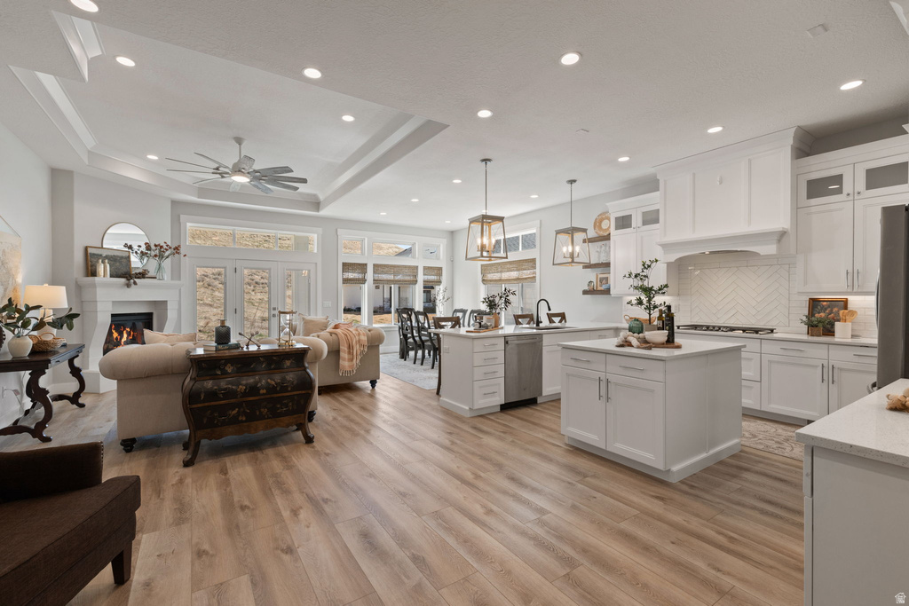 4584 N LA RINGHIERA DR Lehi, UT 84048