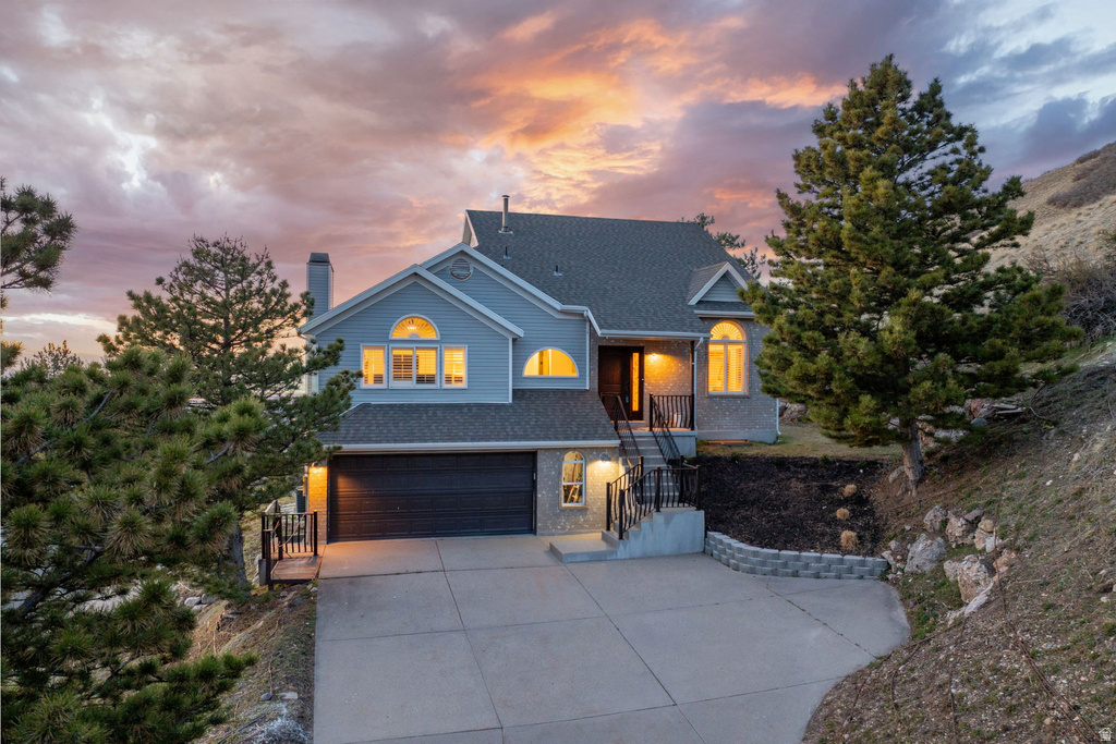 993 E CANYON CREEK Bountiful, UT 84010