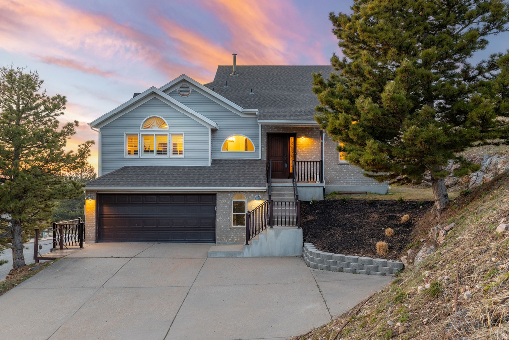 993 E CANYON CREEK Bountiful, UT 84010