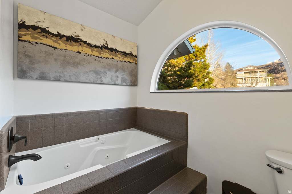 993 E CANYON CREEK Bountiful, UT 84010