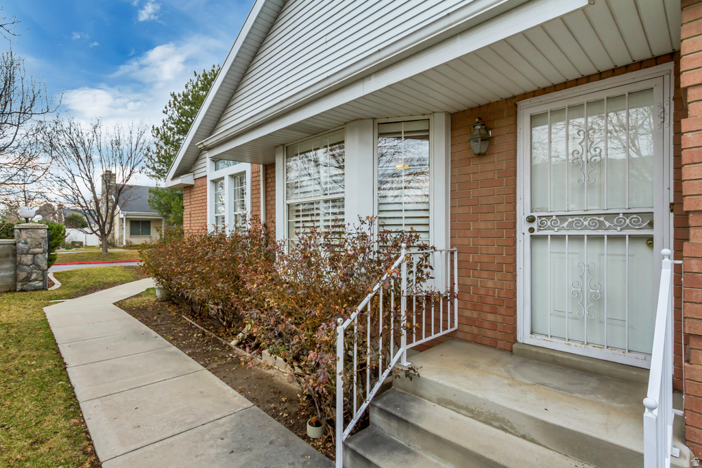 4487 S 1260 E Millcreek, UT 84124