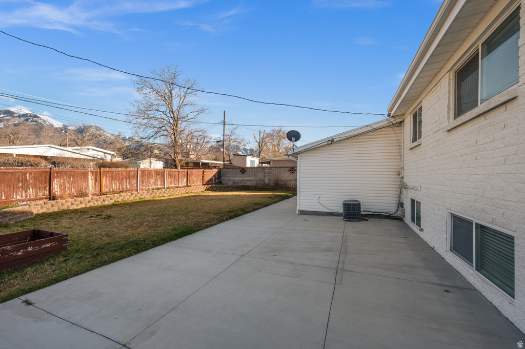 7161 S 2155 E Cottonwood Heights, UT 84121