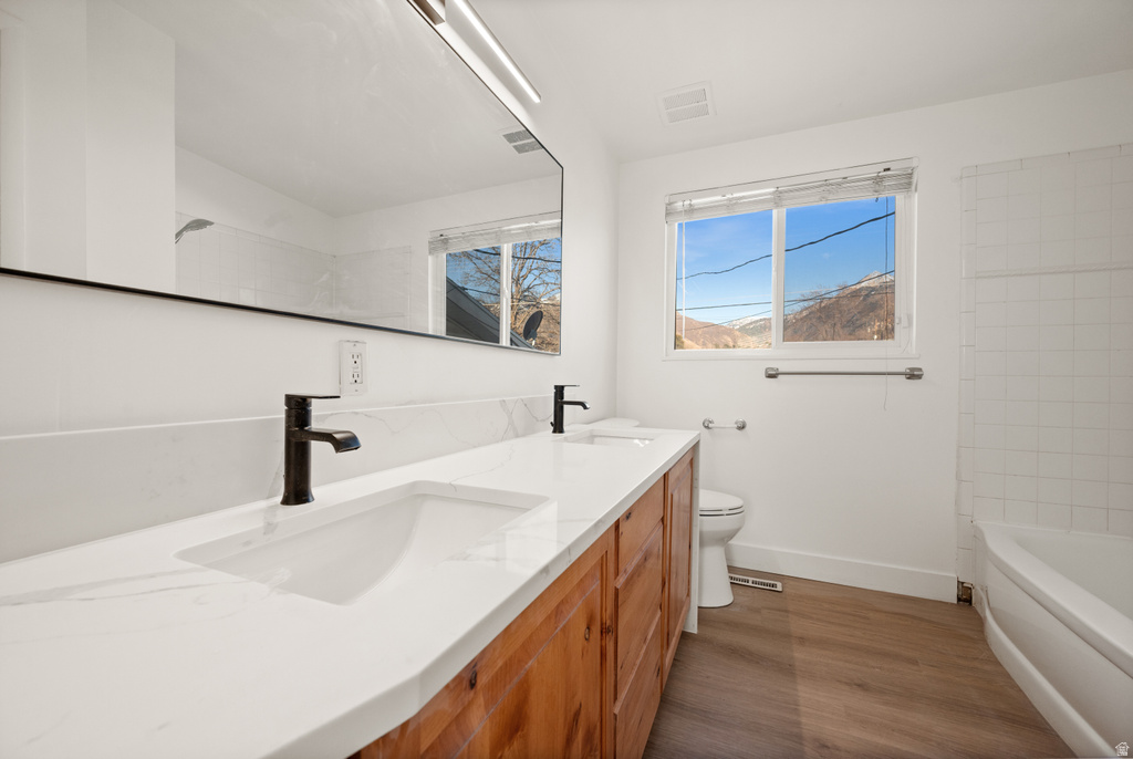 7161 S 2155 E Cottonwood Heights, UT 84121