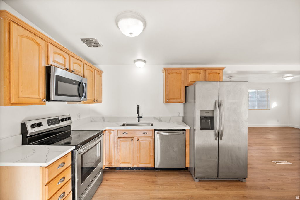 7161 S 2155 E Cottonwood Heights, UT 84121