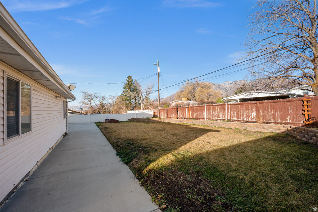 7161 S 2155 E Cottonwood Heights, UT 84121