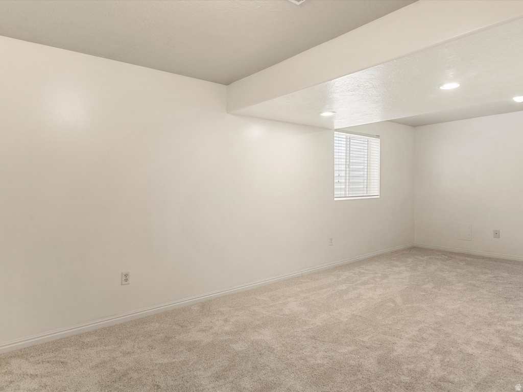 1032 N 780 W Clinton, UT 84015