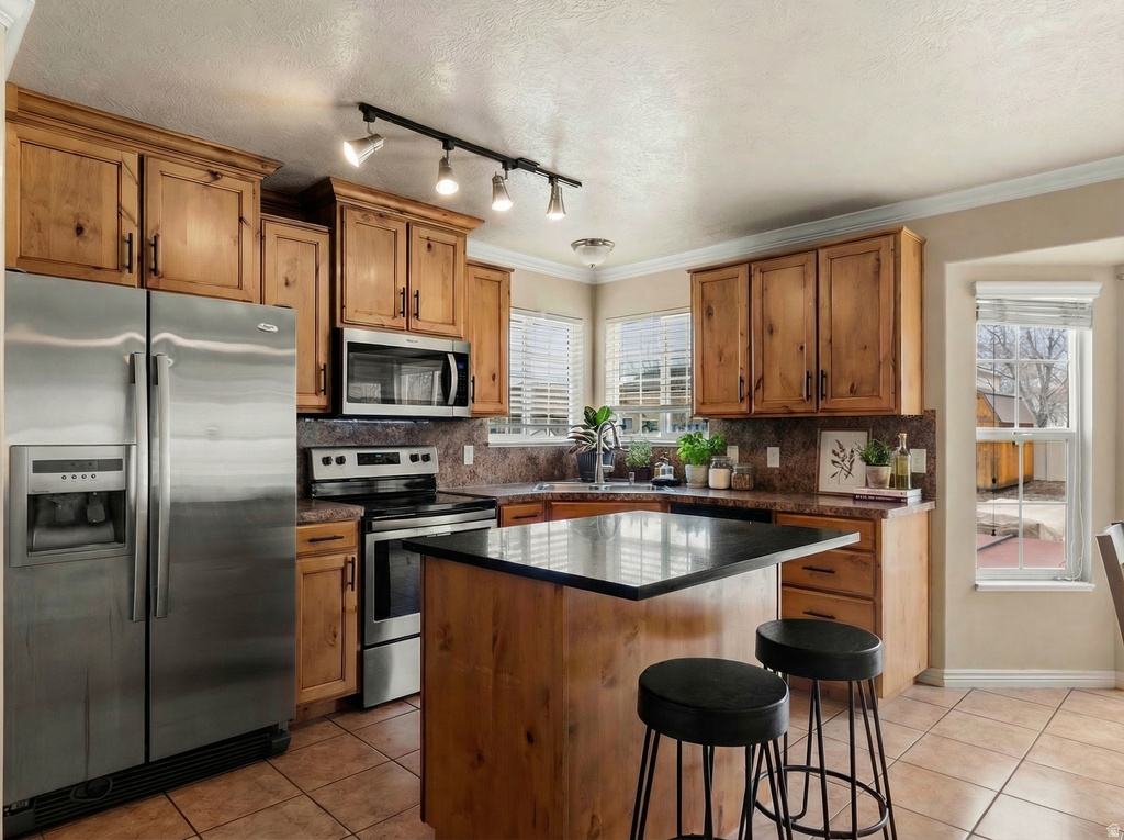 1032 N 780 W Clinton, UT 84015