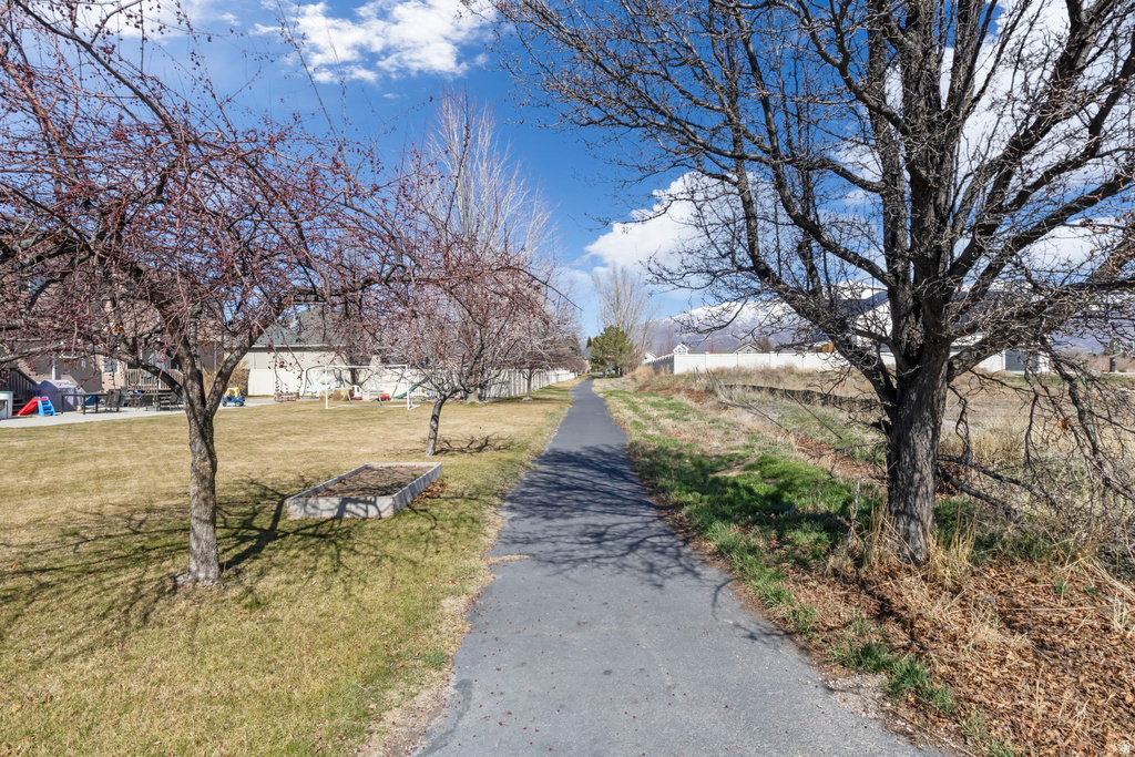 10211 N 6530 W Highland, UT 84003