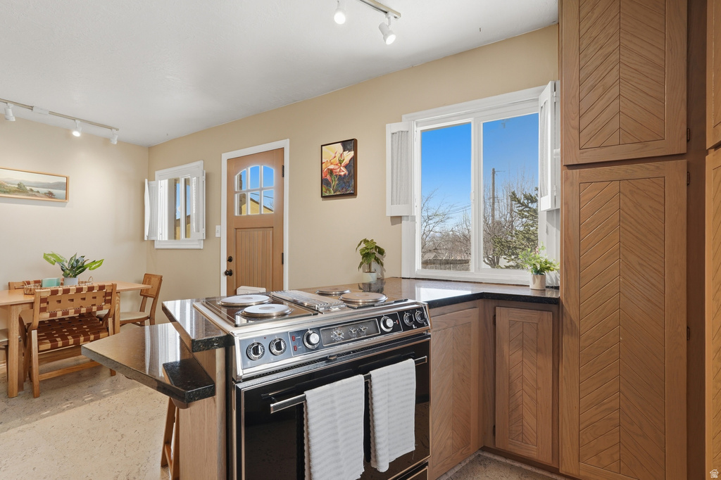 2856 S LAKEVIEW DR Millcreek, UT 84109