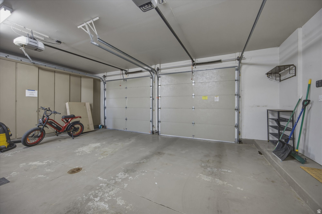 1458 E KRISTIANNA CIR Salt Lake City, UT 84103