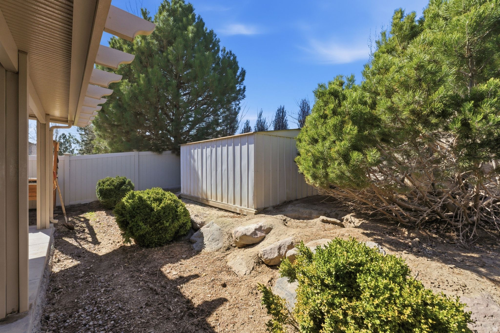 11178 S VIA BONITO DR South Jordan, UT 84095