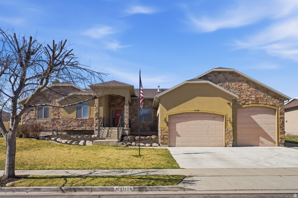 11178 S VIA BONITO DR South Jordan, UT 84095