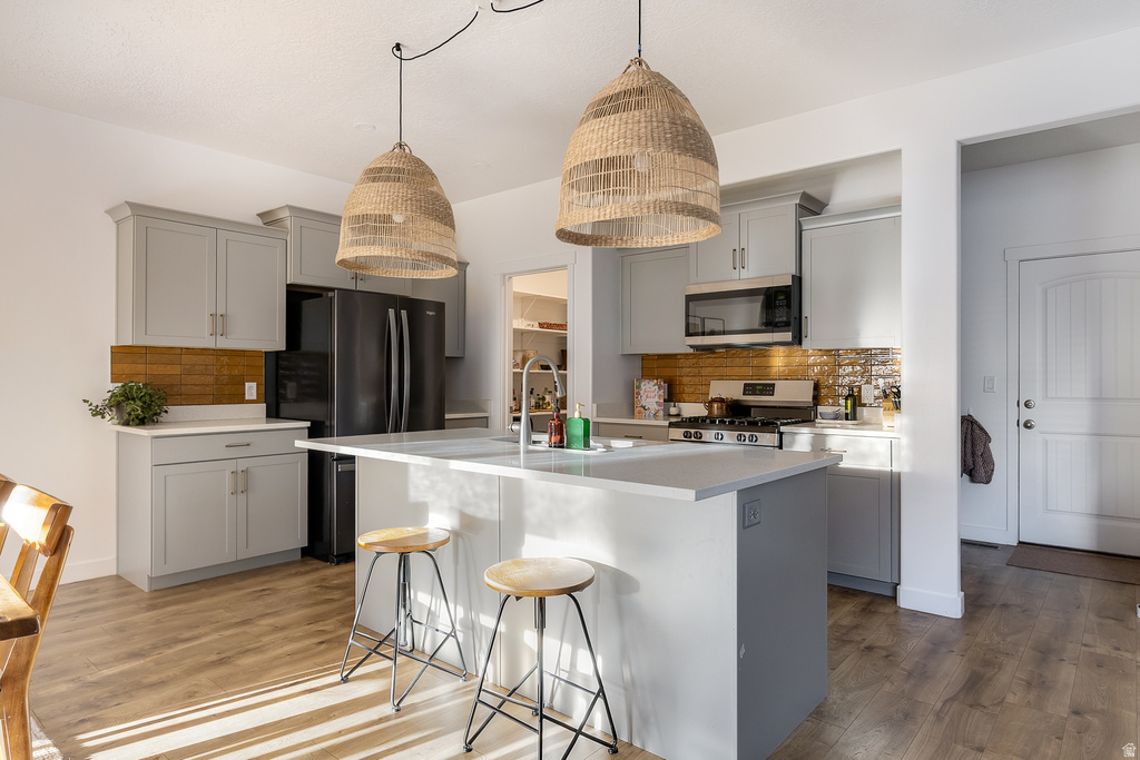 568 S CHURCH DR Saratoga Springs, UT 84045