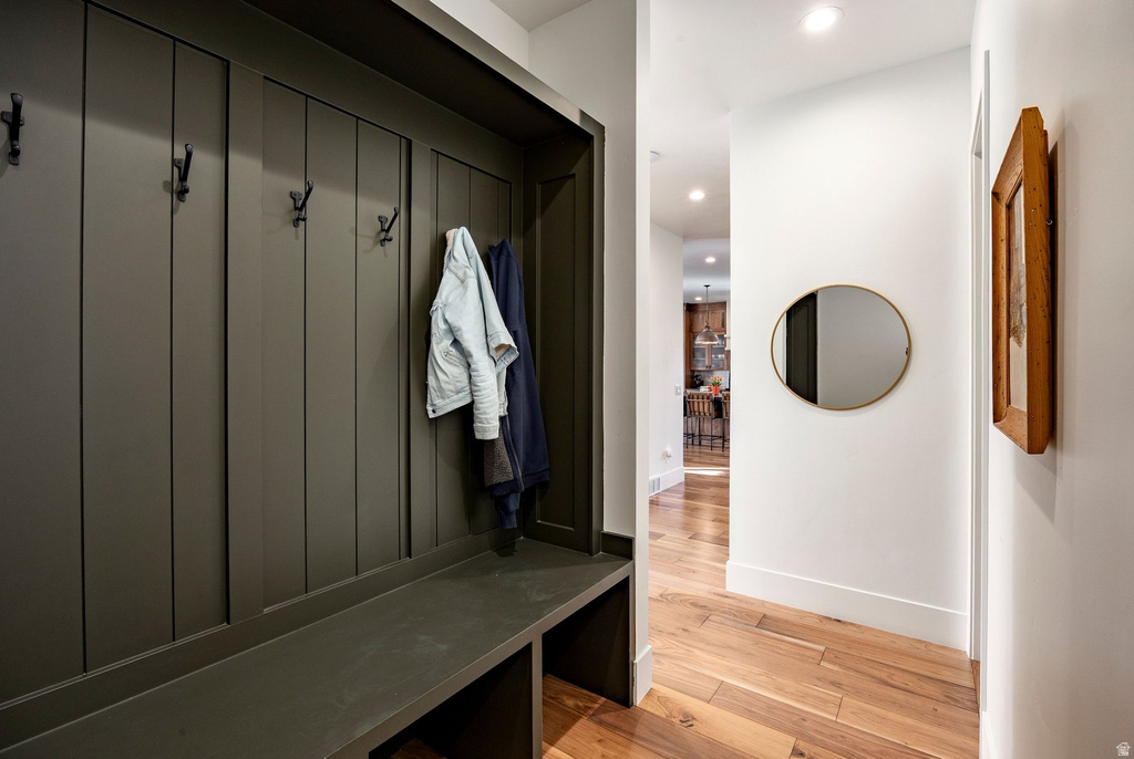 6347 W 10400 N Highland, UT 84003