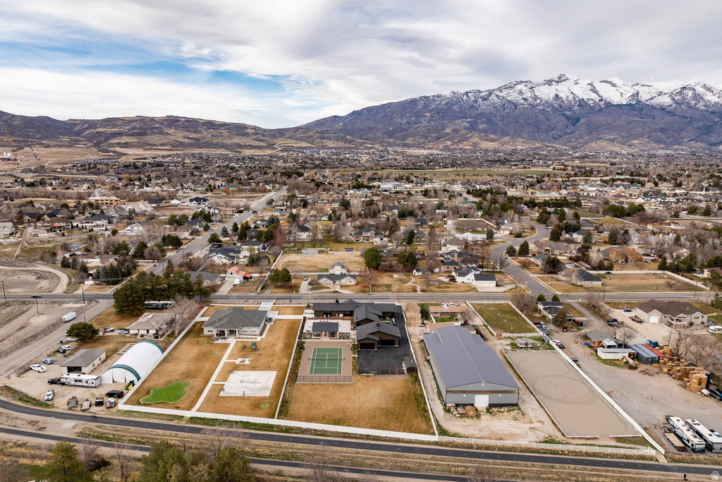 6347 W 10400 N Highland, UT 84003
