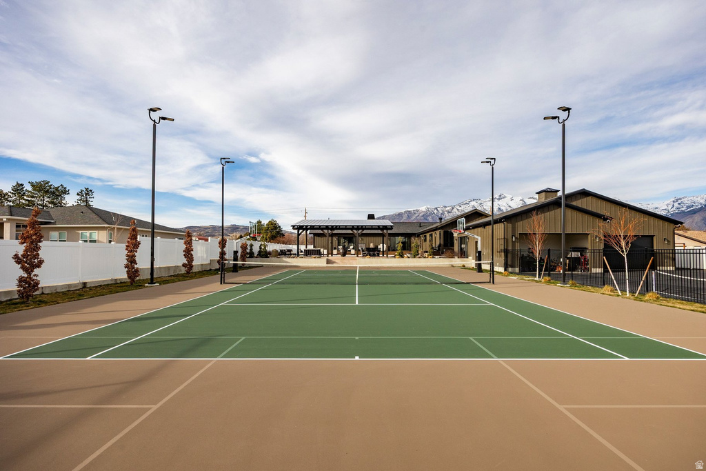 6347 W 10400 N Highland, UT 84003