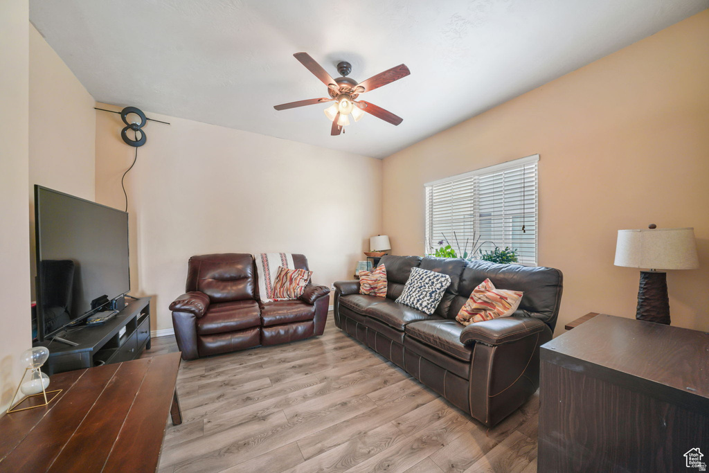 1898 W POINTE LOOP Lehi, UT 84048