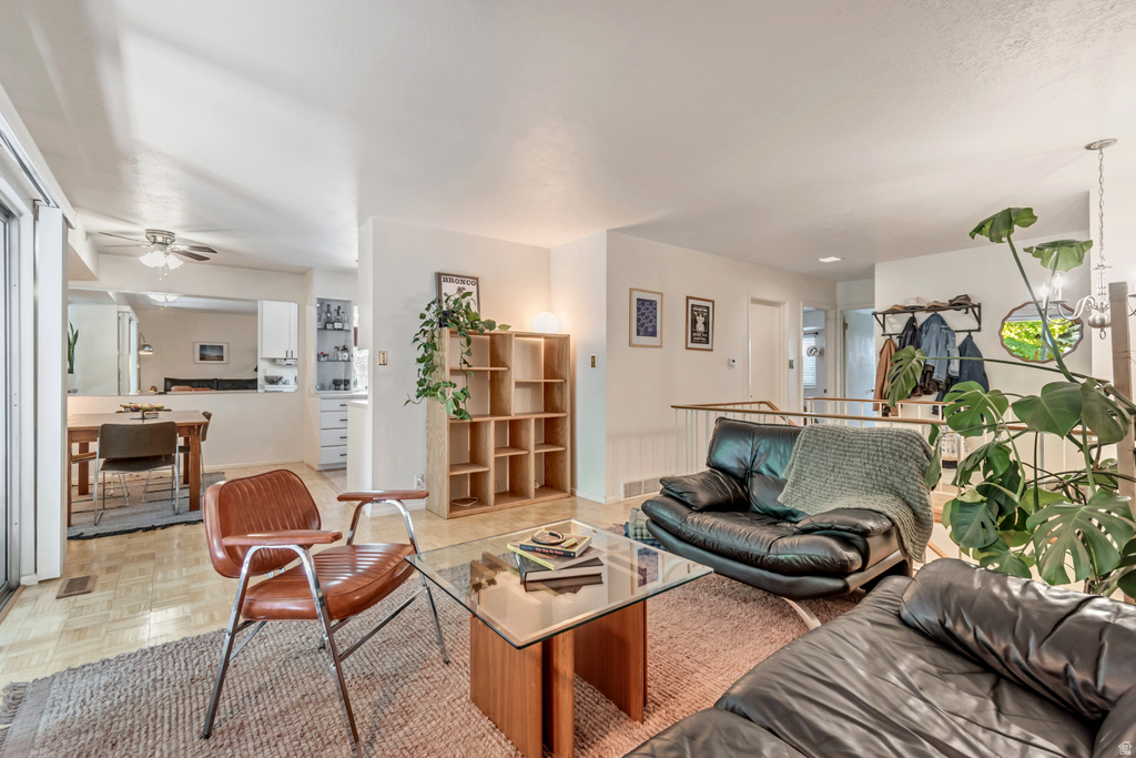 4797 S 2124 E Holladay, UT 84117