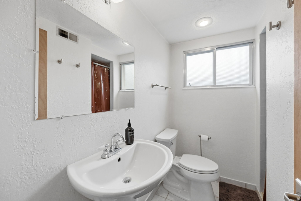 2620 E BLAINE AVE Salt Lake City, UT 84108