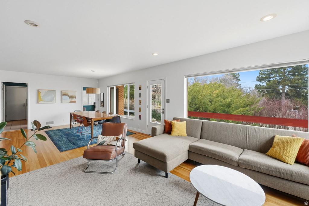 2620 E BLAINE AVE Salt Lake City, UT 84108