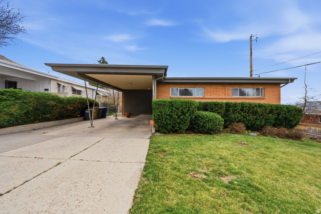 2620 E BLAINE AVE Salt Lake City, UT 84108