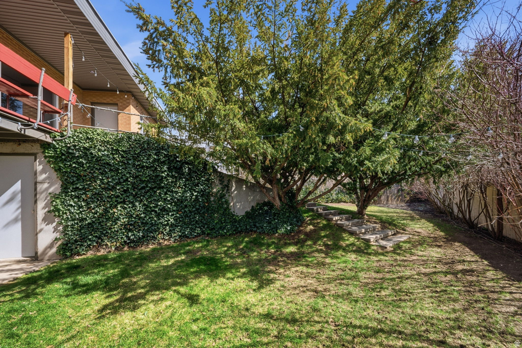 2620 E BLAINE AVE Salt Lake City, UT 84108