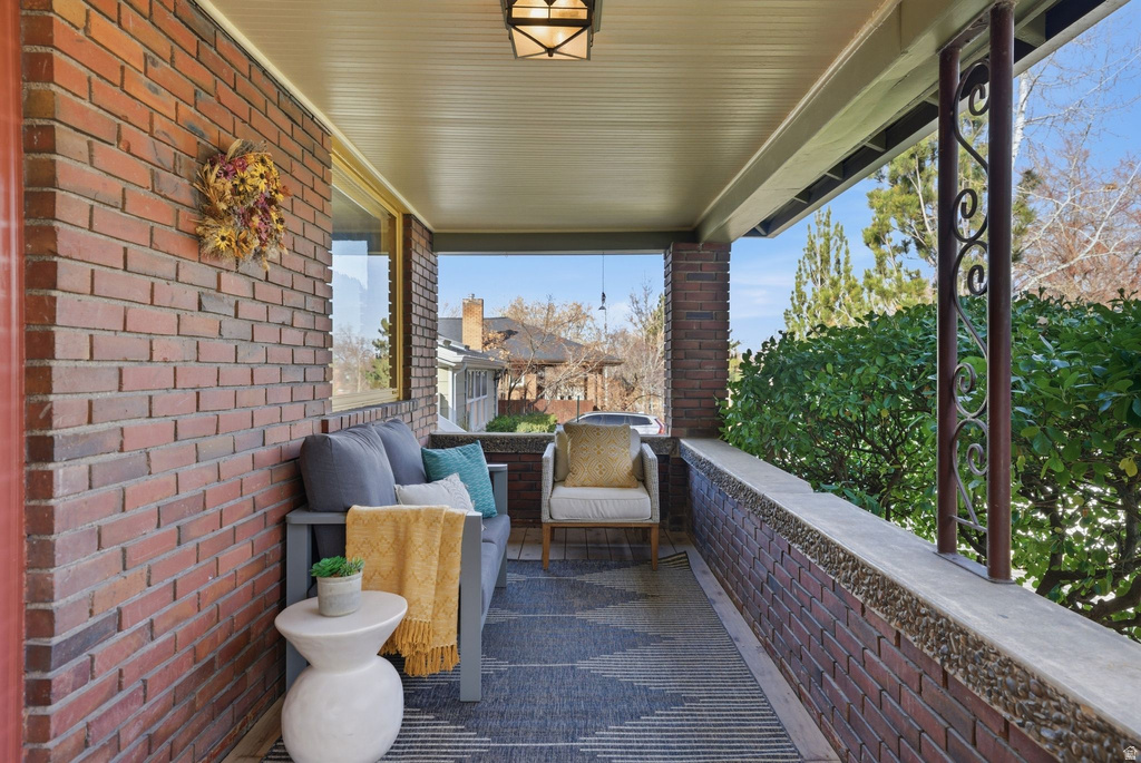 1196 E BROWNING AVE Salt Lake City, UT 84105