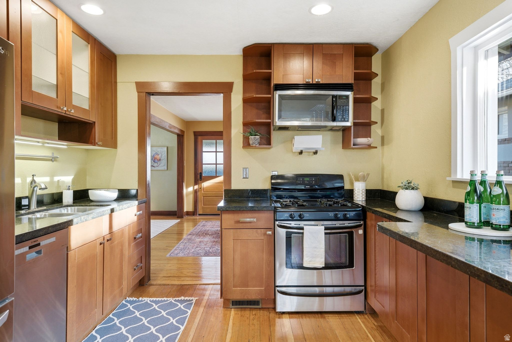 1196 E BROWNING AVE Salt Lake City, UT 84105