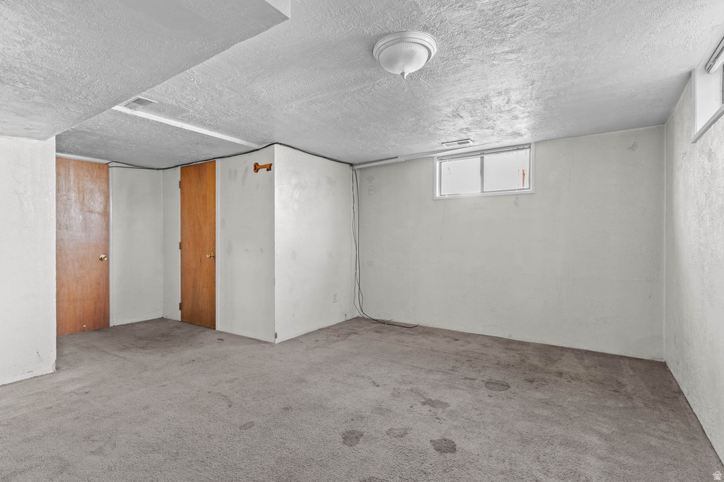 7689 S LOCUST ST Midvale, UT 84047