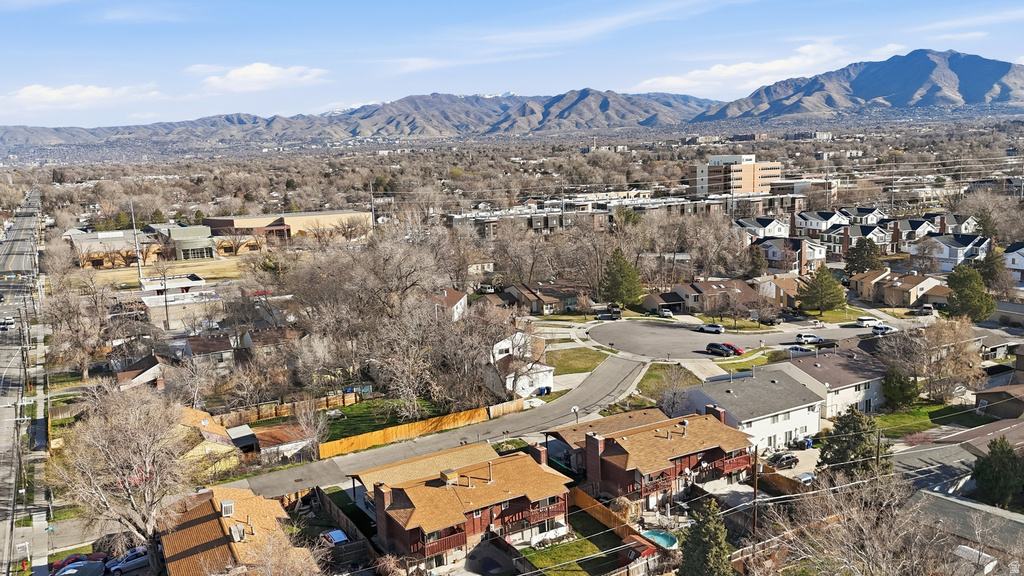 522 E 3955 S Millcreek, UT 84107