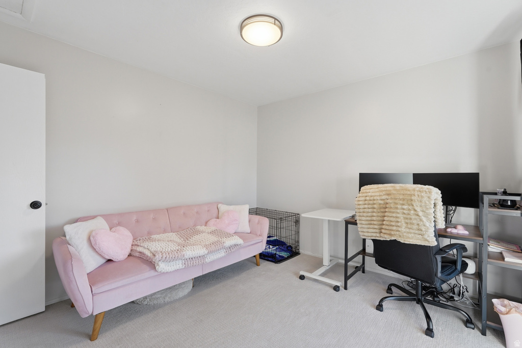 522 E 3955 S Millcreek, UT 84107