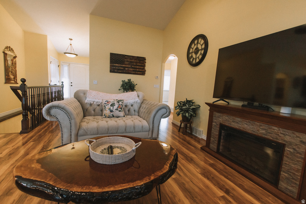 5645 S 4525 W Hooper, UT 84315