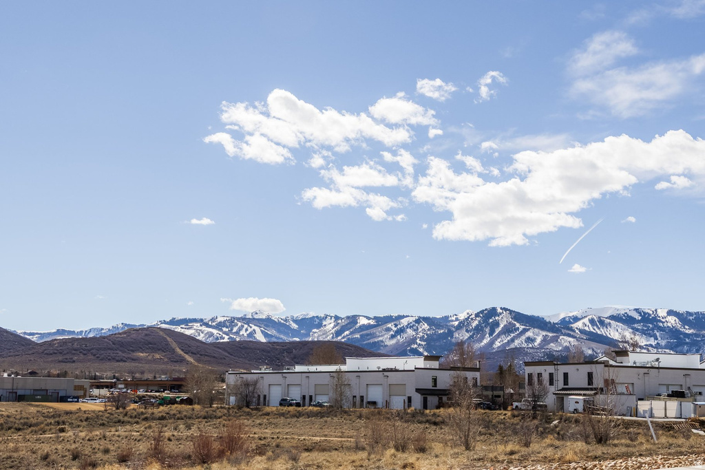 1403 PAINTED CUP LN Park City, UT 84098