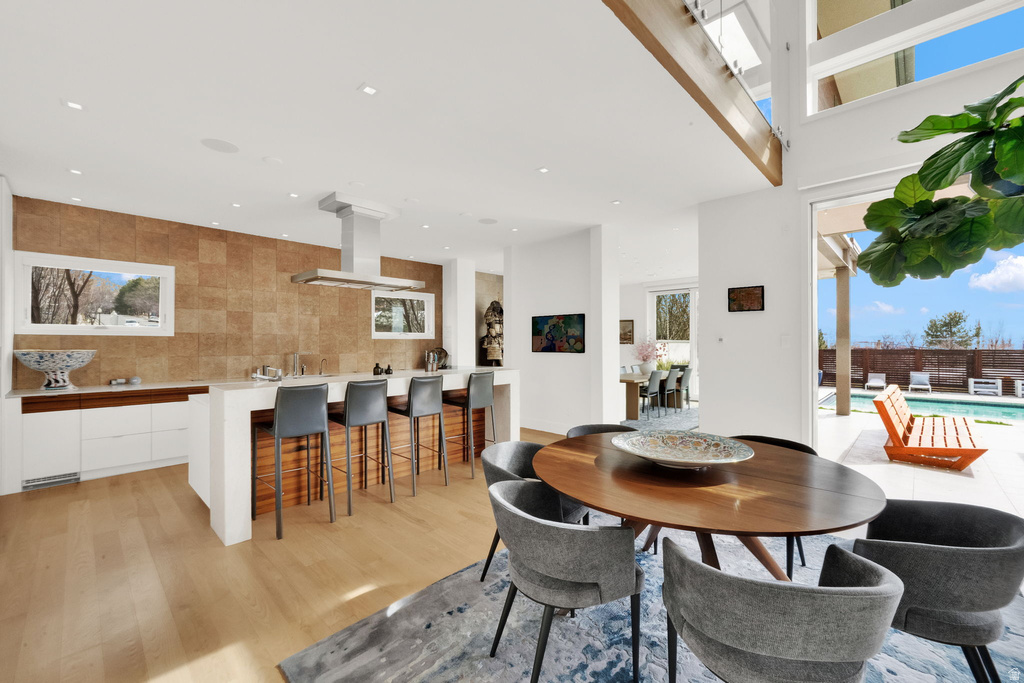 239 N VIRGINIA ST Salt Lake City, UT 84103