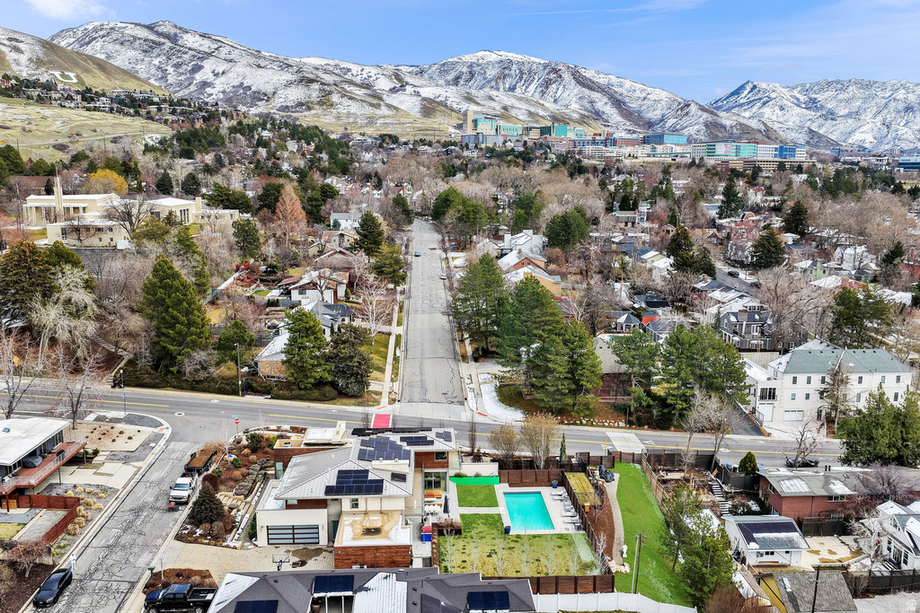 239 N VIRGINIA ST Salt Lake City, UT 84103