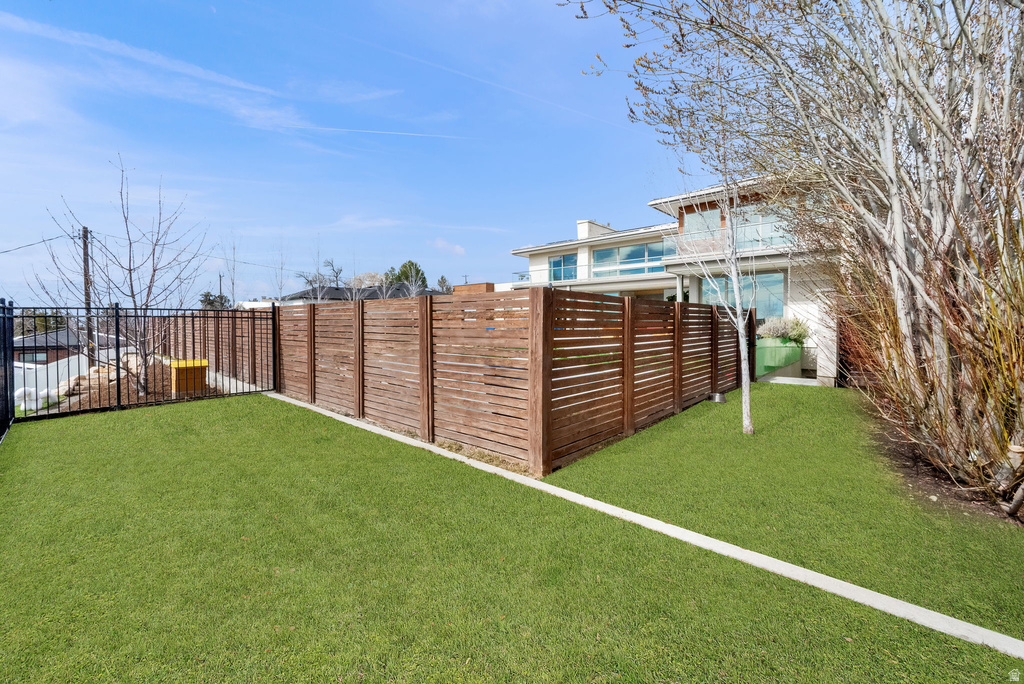 239 N VIRGINIA ST Salt Lake City, UT 84103