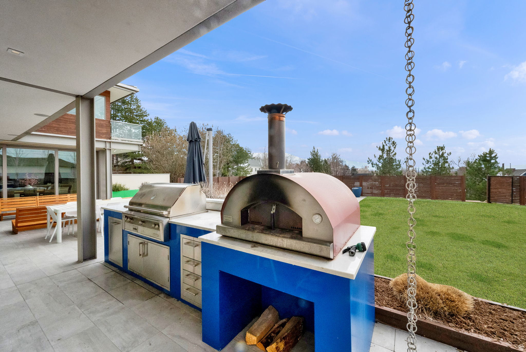 239 N VIRGINIA ST Salt Lake City, UT 84103