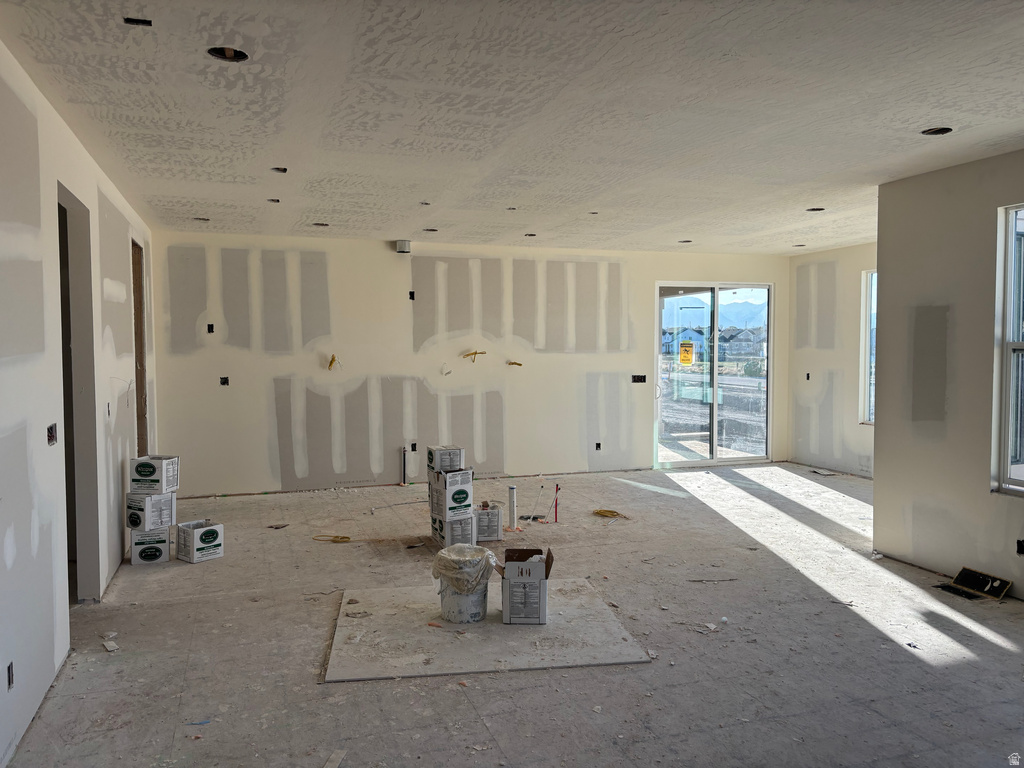 1127 W 2980 N Lehi, UT 84043