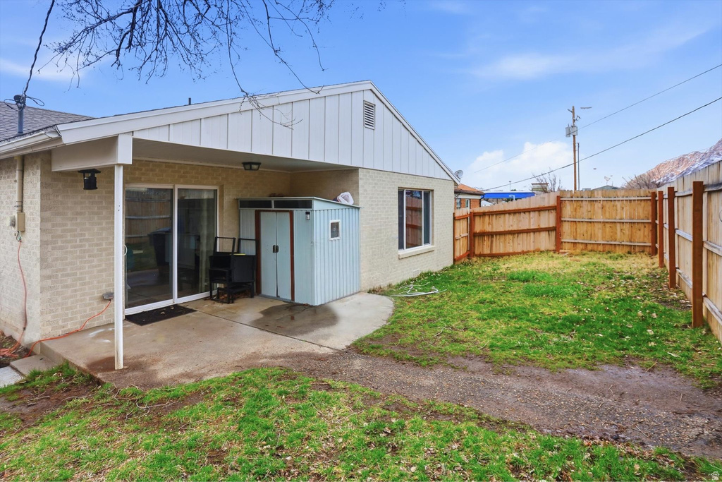 2102 S HARRISON BLVD Ogden, UT 84401