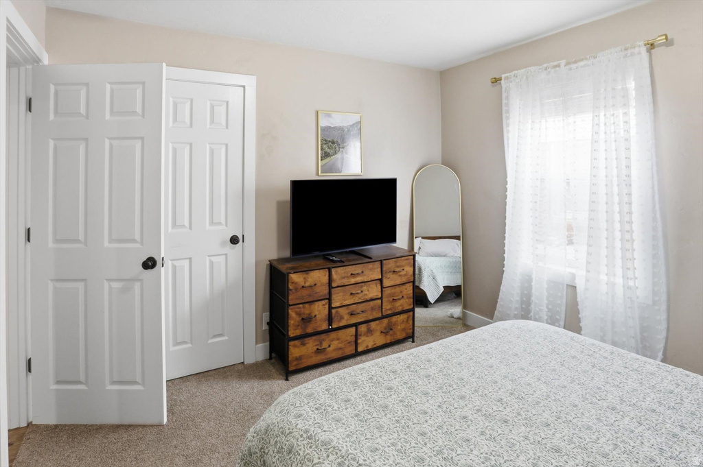 2102 S HARRISON BLVD Ogden, UT 84401