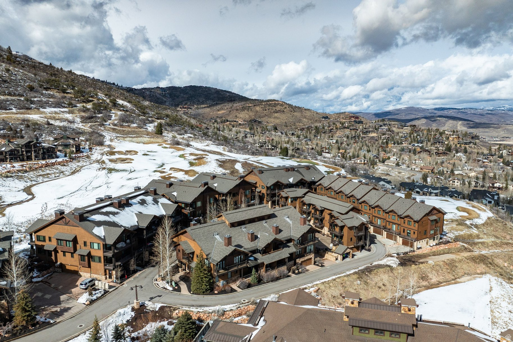 4338 WILLOW DRAW RD #1103 Park City, UT 84098