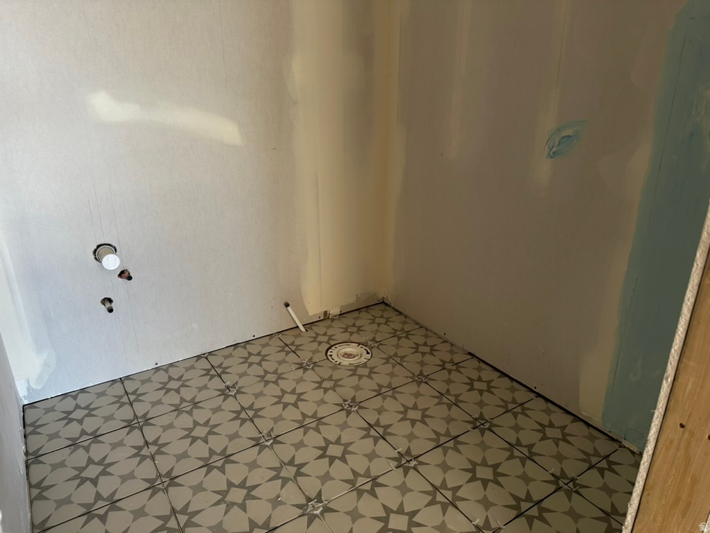 1194 W 2900 N Lehi, UT 84043