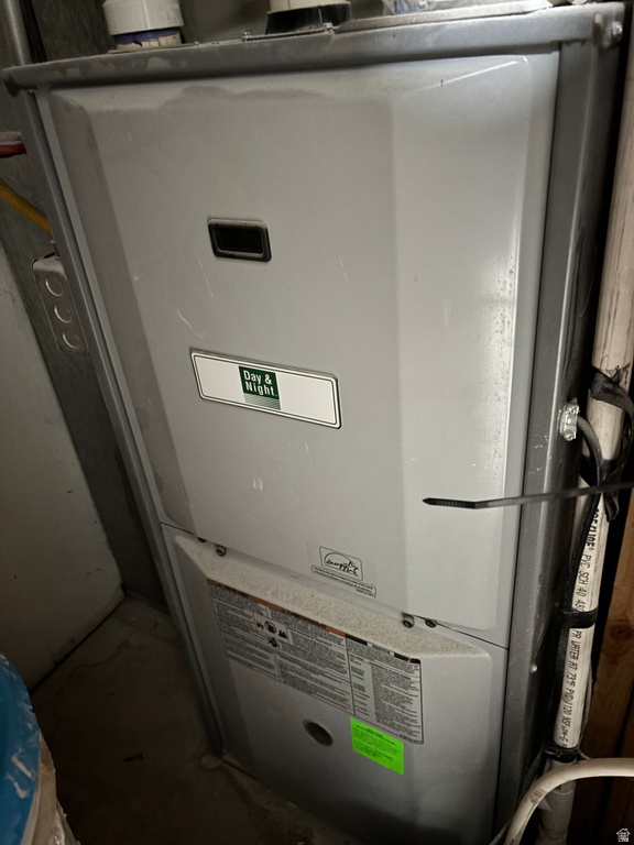 837 E DAISY ST Sandy, UT 84094