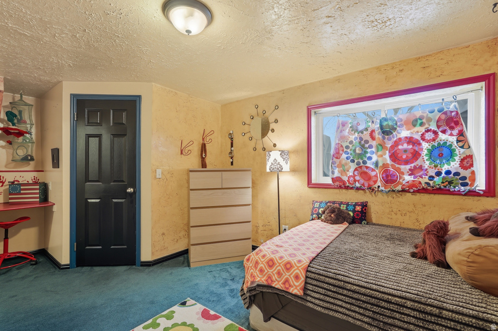 1320 E WOODHILL CIR Sandy, UT 84092