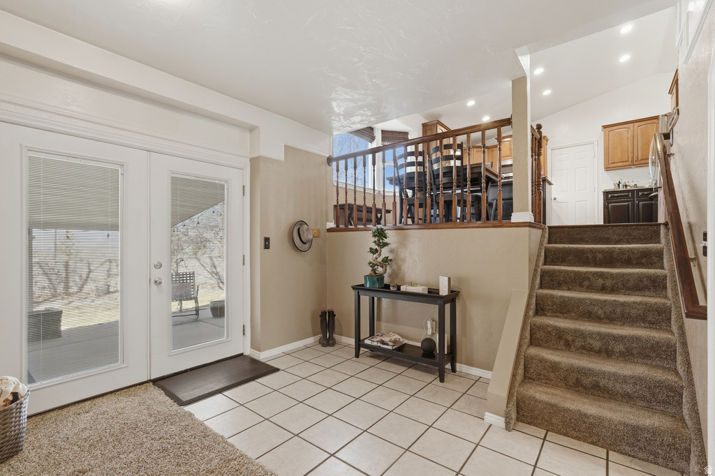 1320 E WOODHILL CIR Sandy, UT 84092