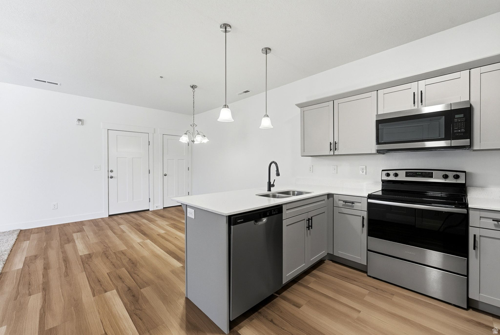 13528 S COMMODUS DR #L202 Riverton, UT 84096