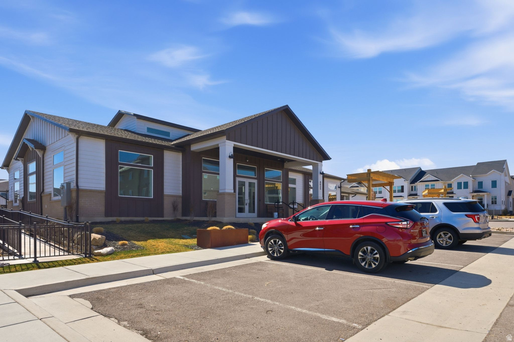 13528 S COMMODUS DR #L202 Riverton, UT 84096